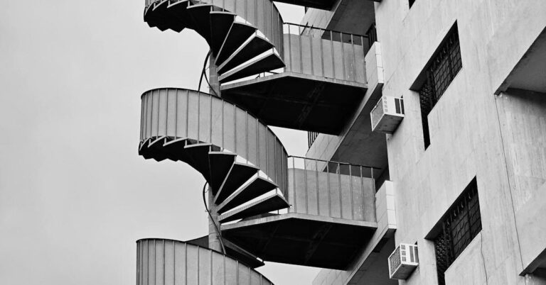 How to Know When Your Apartment Stairs Need Replacement